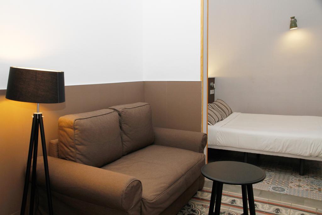 Bcn Home Guest House Barselona Dış mekan fotoğraf